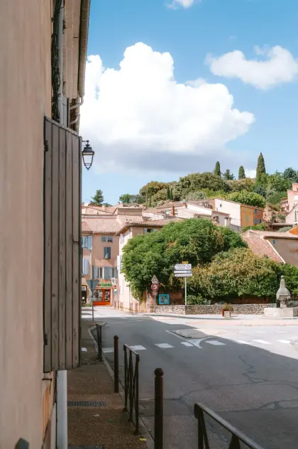 Chaleureux studio avec terrasse à Poligny — Studio · Poligny, Provence
