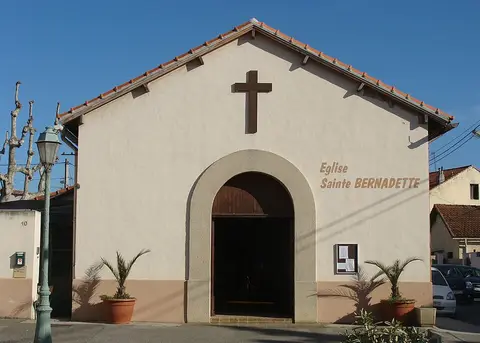 Église Sainte Bernadette