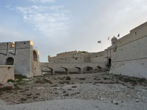 Fort de Bouc