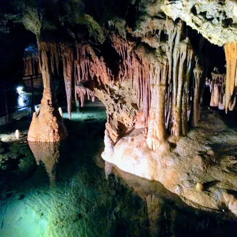 Grotte de Rouaine