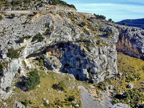 La Cave