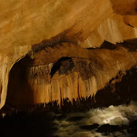 Grotte des Baumes de Costevieille A