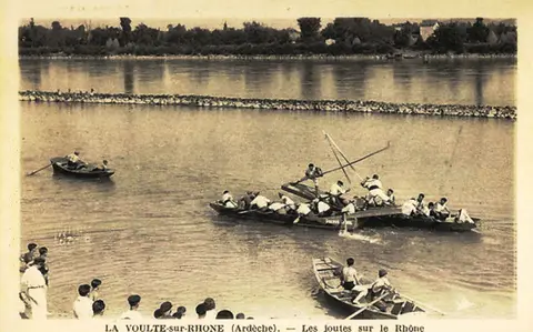 Exposition sur la réparation navale
