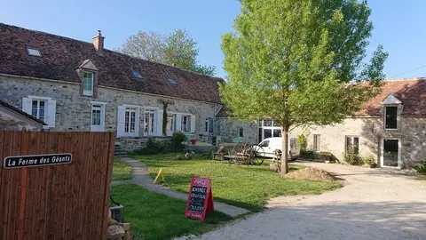 La Petite Ferme des Regains