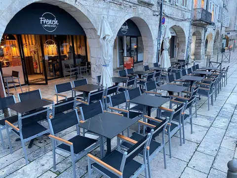 French Coffee Shop