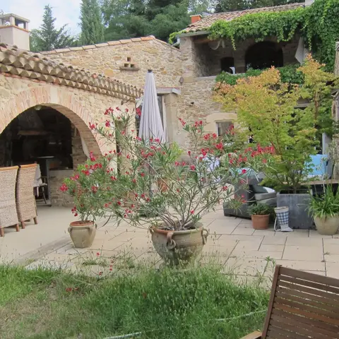 La Taverne Provencale