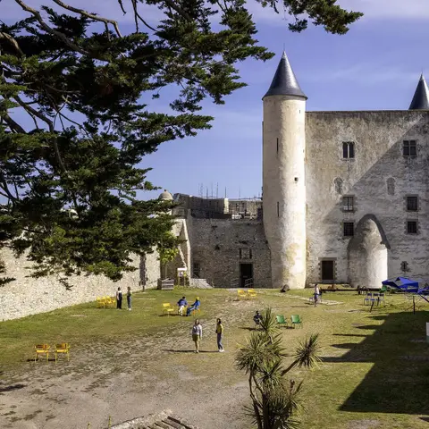 Le Château Noir