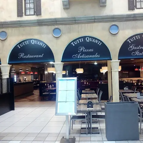Tutti Quanti Restaurant