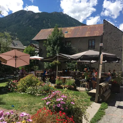 Andrea's Garden Bar