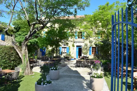 La Table de La Bastide