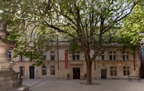 Musées en vitrine
