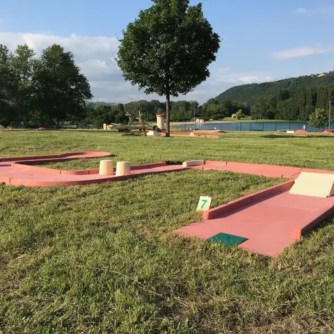 Mini golf