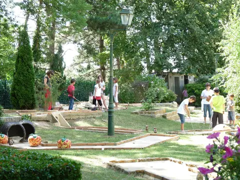 Mini Golf