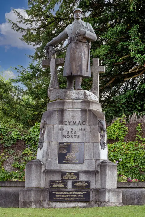 Monument aux morts du Maquis Morvan aux Gorges de Montclus