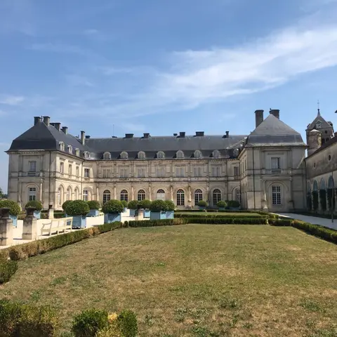 Musée des arts et traditions populaires de Contes