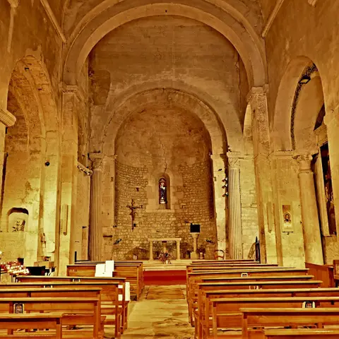 Église Notre-Dame et Saint-Véran - Ancienne cathédrale