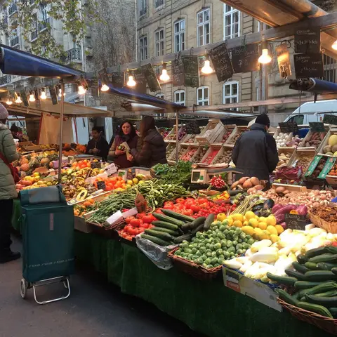 Marché de la République
