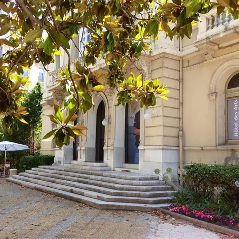 Hôtel des arts (Centre méditerranéen d'art)