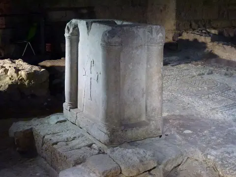 Crypte Archéologique Notre-Dame du Bourg