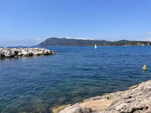 Toutou Beach