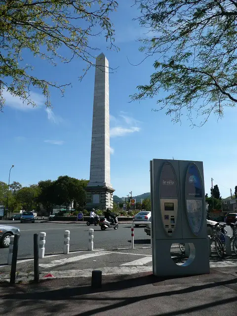 Obélisque de Mazargues