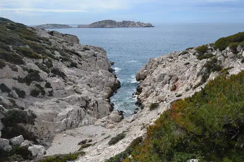 Calanque de la Mounine