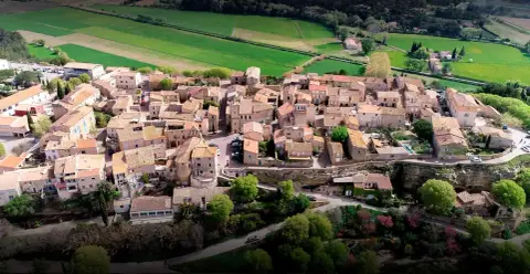 Village de Cornillon Confoux