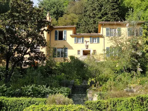 Serre de la Madone