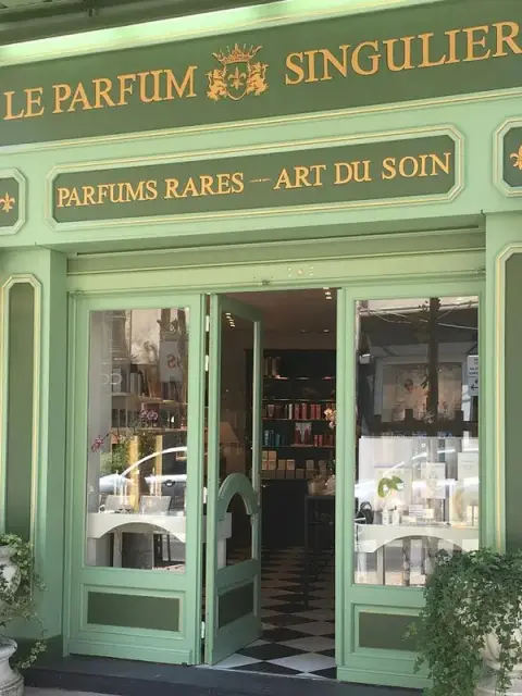 Le Parfum Singulier