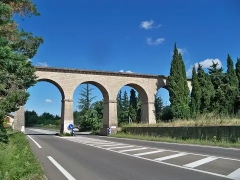Pont-aqueduc des Cinq-Cantons (ouvrage d'art du canal de Carpentras)