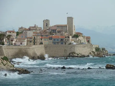 La Cave d'Antibes