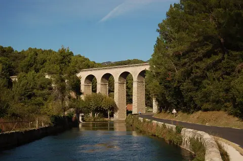 Pont-aqueduc de Galas (ouvrage d'art du canal de Carpentras)