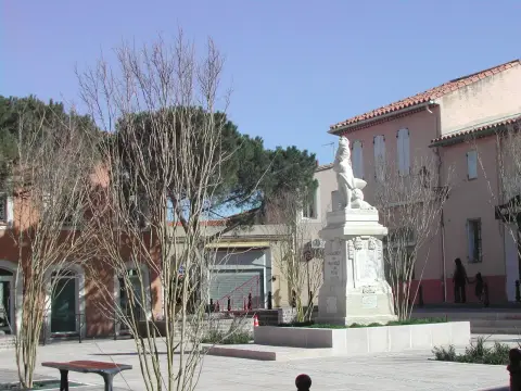 Monument aux morts · Châteauneuf-les-Martigues