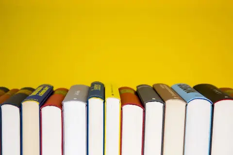 Boîte à livre de La Poste