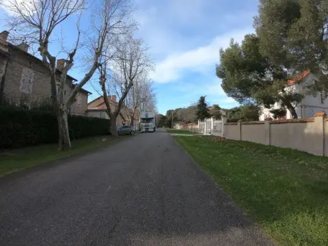 Sur les rives du Rhône, à vélo