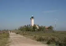 Etang du Tampan - phare de la Gacholle