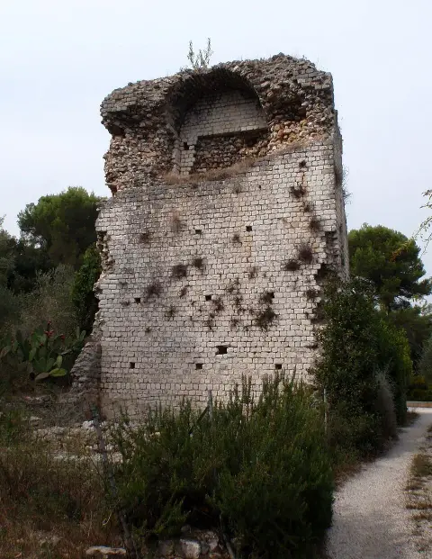 La Tour de la Chèvre d'Or