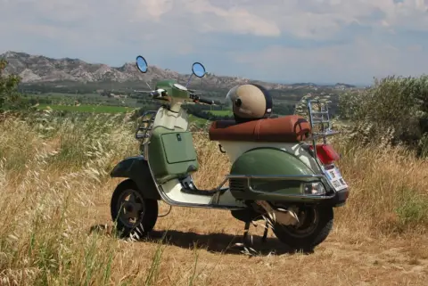 Classic Bike Esprit (motorcycles + sidecar tours )