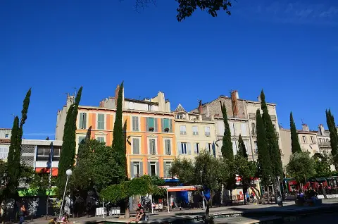 Boulodrome du cours Julien palais Carli