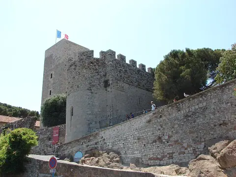 Place de la Castre