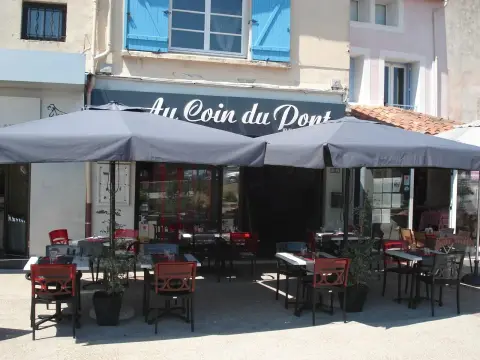 Au coin du pont