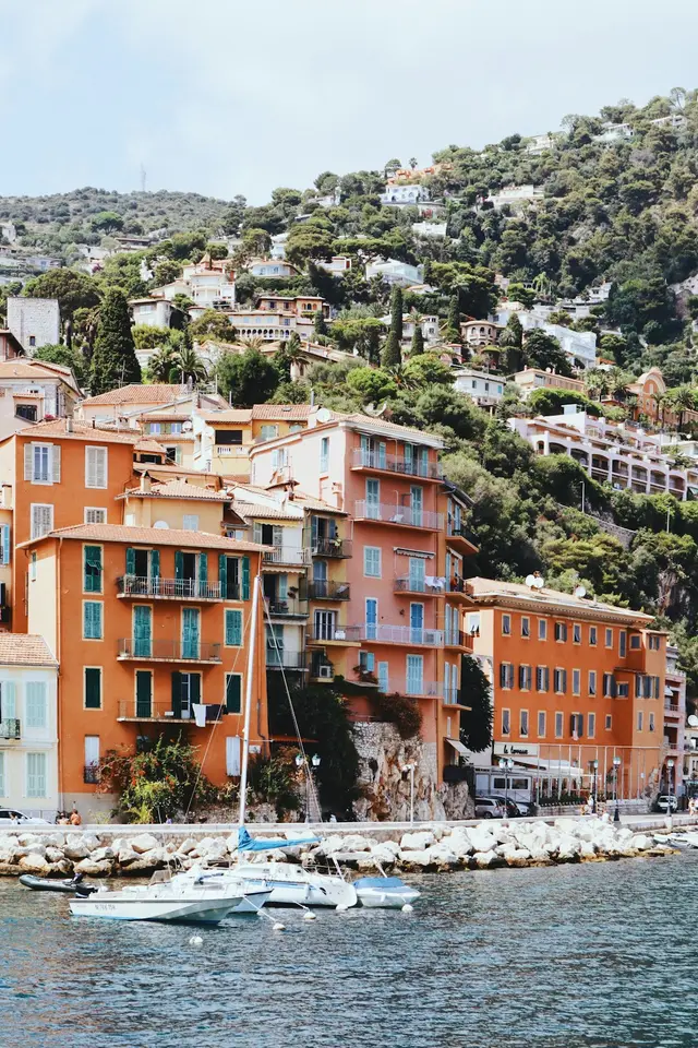 Rénové studio au pied des sites touristiques à Mallemort — Provence