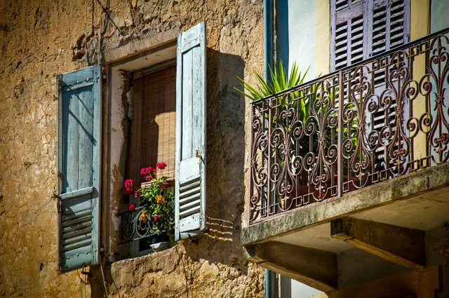 Chaleureux appartement au calme à Saint-Cézaire-sur-Siagne — Provence