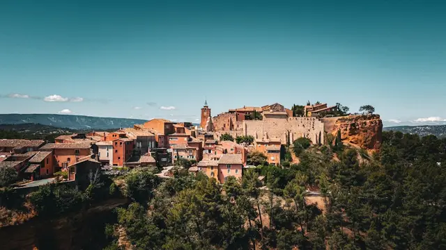 Charmant appartement avec jardin à Vernègues — Provence