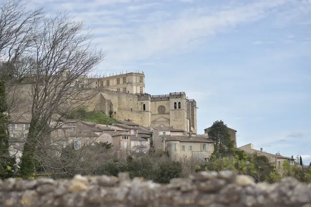 Atypique appartement avec jardin à Saint-Paul-sur-Ubaye — Provence
