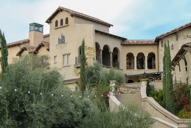 Lumineux villa avec terrasse à Entraigues-sur-la-Sorgue — Provence