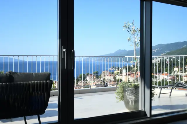 Moderne villa au pied des sites touristiques à Éguilles