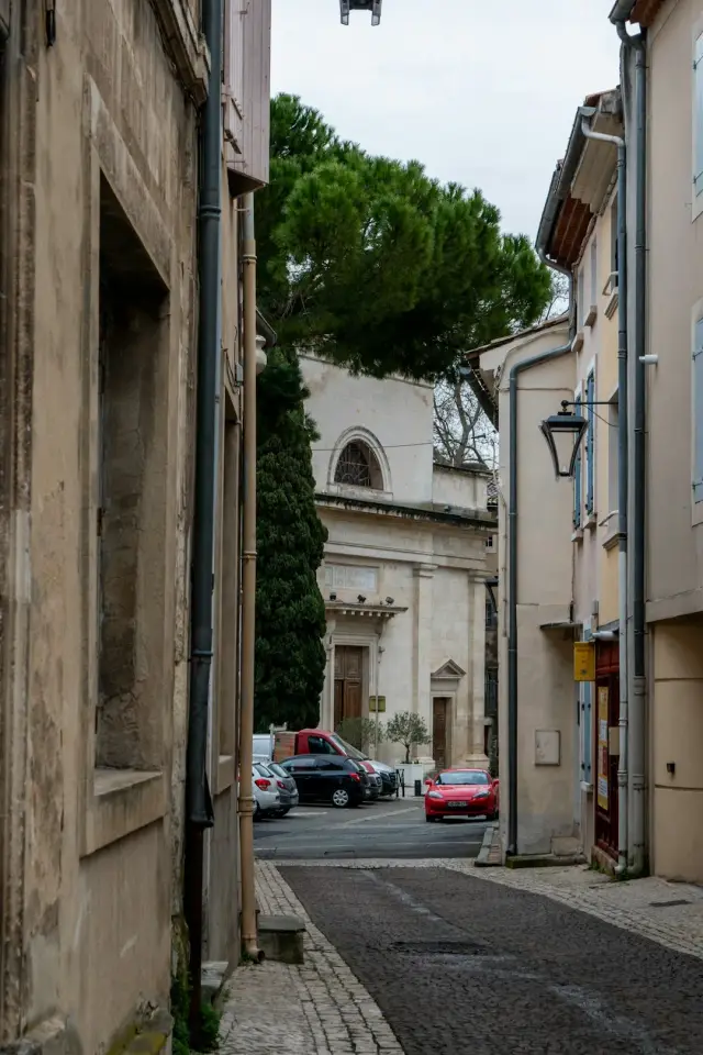 Atypique appartement plein de charme à Châteauneuf-Grasse — Provence