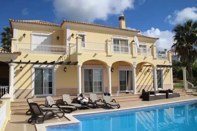 Authentique villa idéalement situé à Sanary-sur-Mer — Provence
