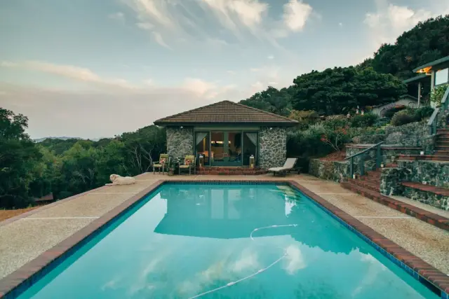 Magnifique chalet proche des commerces à Le Sauze-du-Lac — Provence